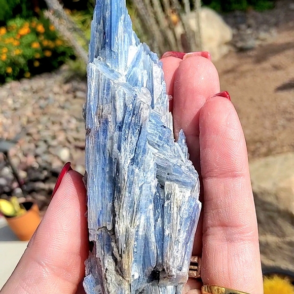 Beautiful Brazilian Blue Kyanite with Quartz Inclusions - Picture 5 of 12